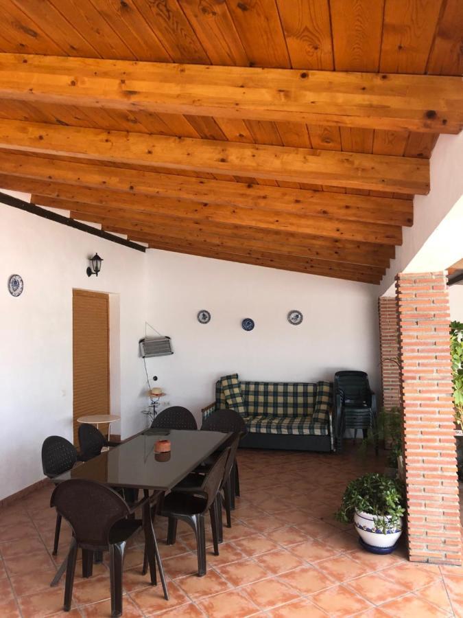 Chalet Embalse Bermejales Arenas del Rey Exteriör bild